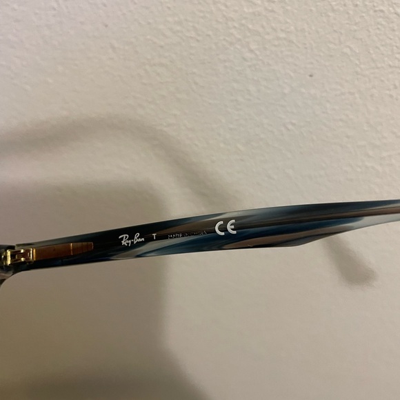 Ray-Ban Translucent Blue-Gray Rectangular Glasses - Picture 4 of 5